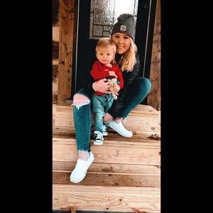 Meet your Posher, Sara
